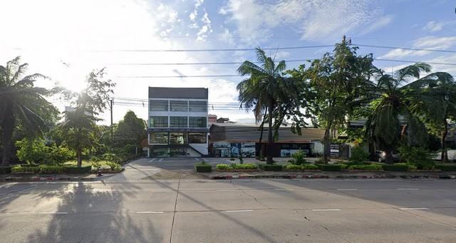 P606 ให้เช่าอาคาร โชว์รูม สำนักงาน คลินิกความงาม 4 ชั้น ริมถนนประดิษฐ์มนูธรรม เลียบด่วนเอกมัย-รามอินทรา ใกล้ เซ็นทรัลอีสต์วิลล์ ติดถนนใหญ่ ทำเลศักยภาพ 1