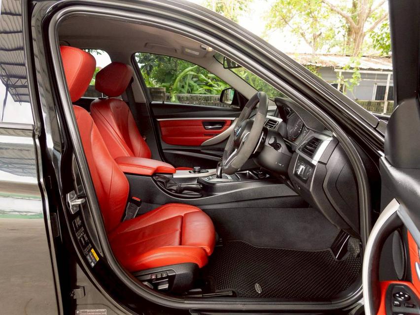 BMW 330e 2.0 Sport ปีจด 18 20