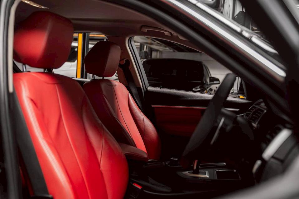 รหัสรถ 67GG2231 BMW 320d F30 LCI ปี 2018 แต่ง M3 14