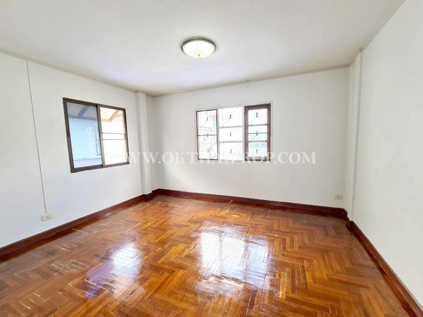 ทาวน์เฮ้าส์ หมู่บ้านลุมพินี บางบัวทอง ใกล้รถไฟฟ้าสายสีม่วง นนทบุรี 12