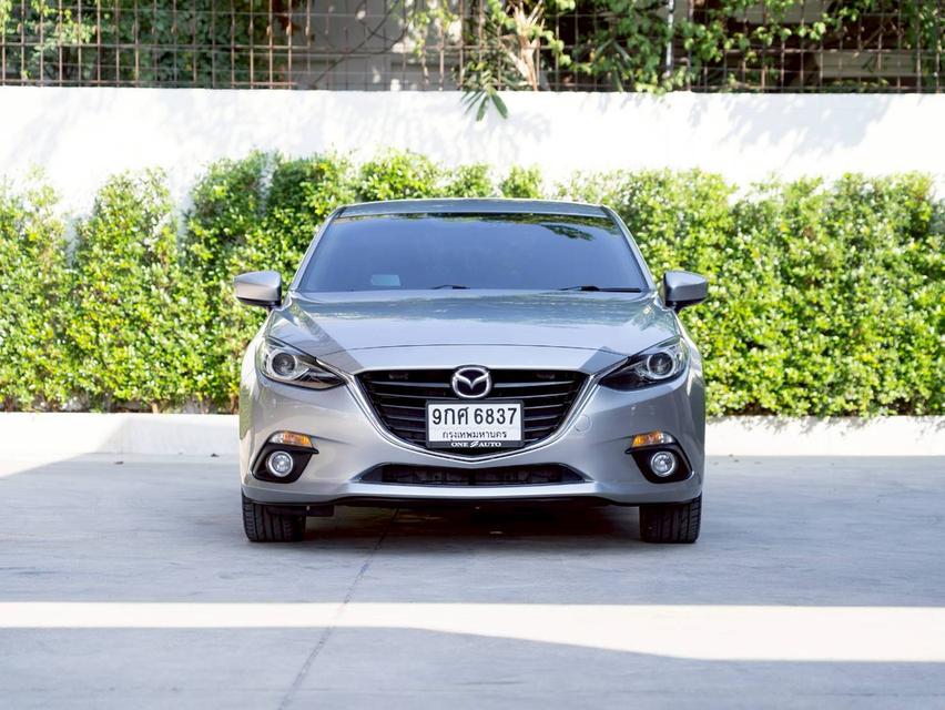 Mazda 3 2.0S ปี 2015 ♨️ #ประกันเครื่องเกียร์หลังการขาย3ปี / 30,000km. ♨️ 7