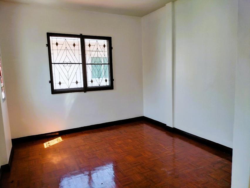 📢🏡ขายบ้านเดี่ยว กราฟฟิค เพลส (เล่นระดับ) บ้านสองหลัง ในเนื้อที่ 72 ตรว. สภาพใหม่ บางเสาธง สมุทรปราการ สภาพดี พร้อมอยู่ 10