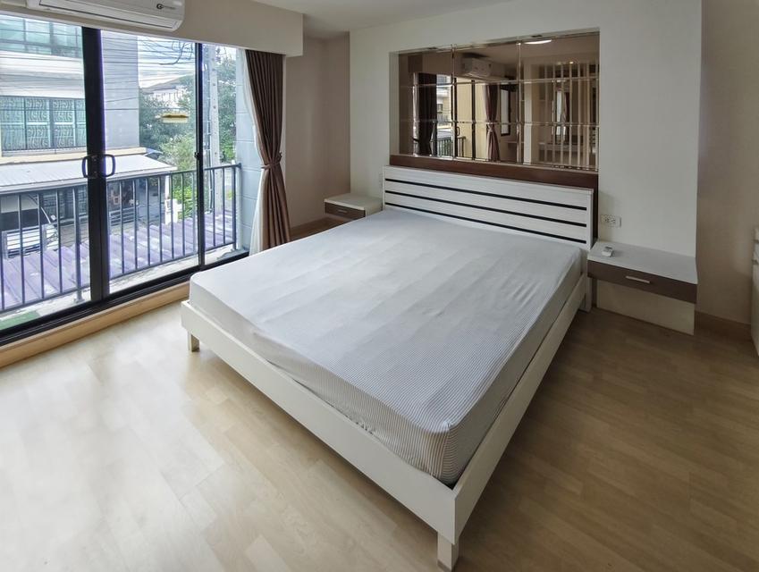 ขายทาวน์โฮมมือสองนนทบุรี โครงการ เดอะคอนเนคอัพ 3 รัตนาธิเบศร์ 17 (The Connect Up 3 Rattanathibet 17) หลังมุม ใกล้รถไฟฟ้าสายสีม่วงสถานี แยกนนทบุรี1 13