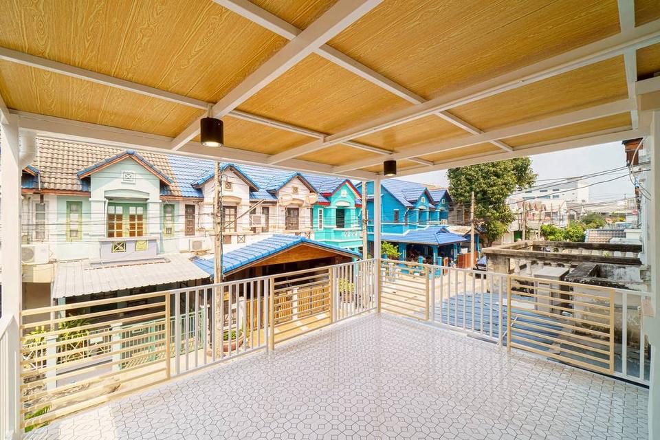 หมู่บ้านลุมพินี บางบัวทอง 14