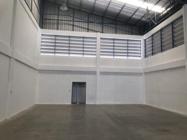 ขาย / ให้เช่าโรงงานพร้อมสำนักงาน 2 ชั้น (Mini Factory) พร้อมใช้งาน เริ่มธุรกิจได้ทันที  ทำเลเอกชัย–บางบอน 14