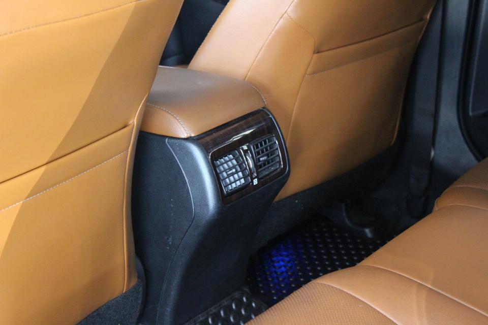 รหัสรถ JRS8616Toyota Camry 2.0 D4S ปี 2018 รูปที่ 10