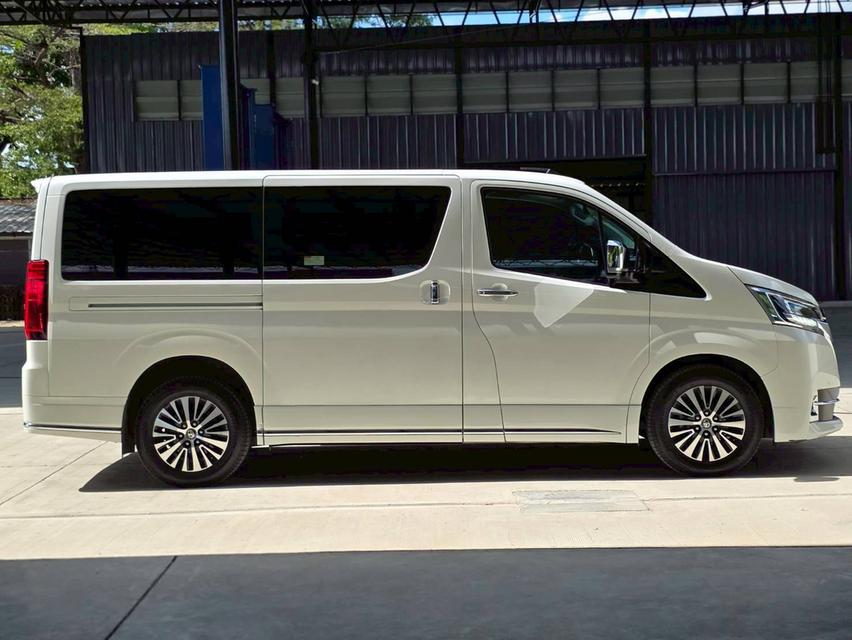 TOYOTA MAJESTY 2.8 PREMIUM 2020 จด 2021 3