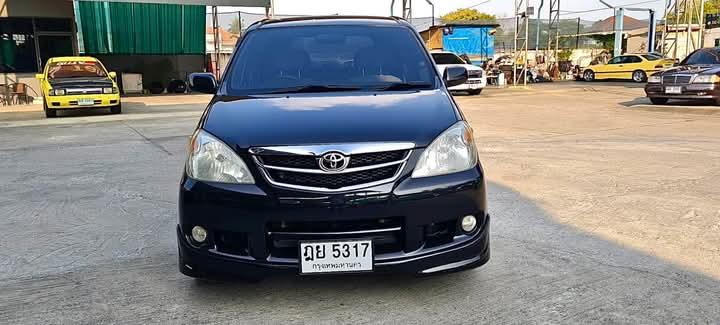 Toyota Avanza ขายด่วน 4