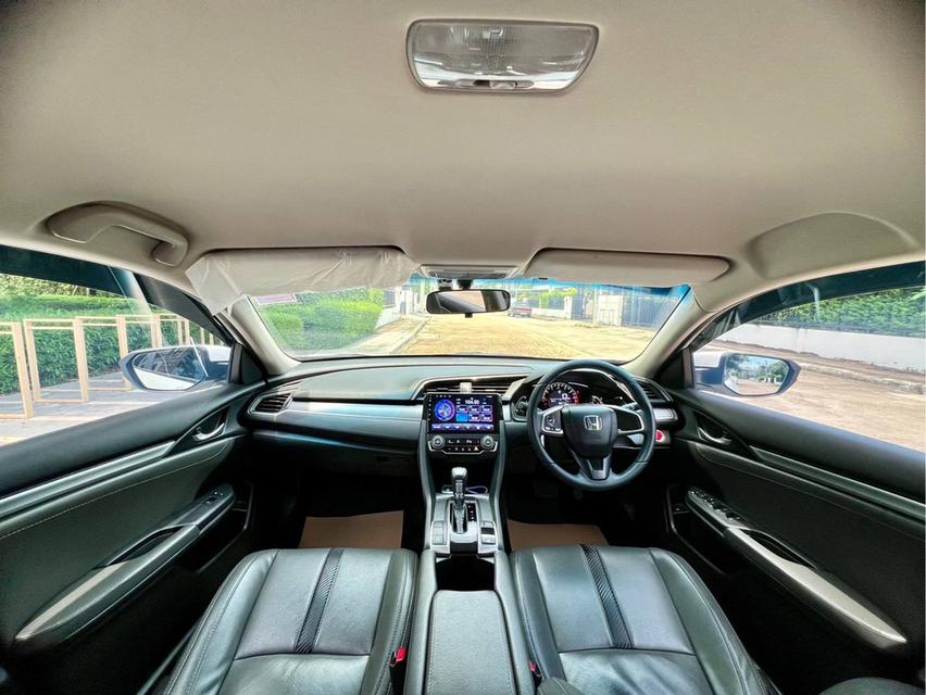 Honda Civic FC 1.8E ปี 2018  ผู้หญิงใช้ 86,700km 10