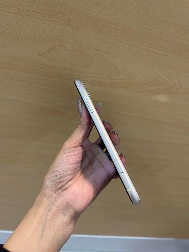 iphone11 มือสองสีขาว 4