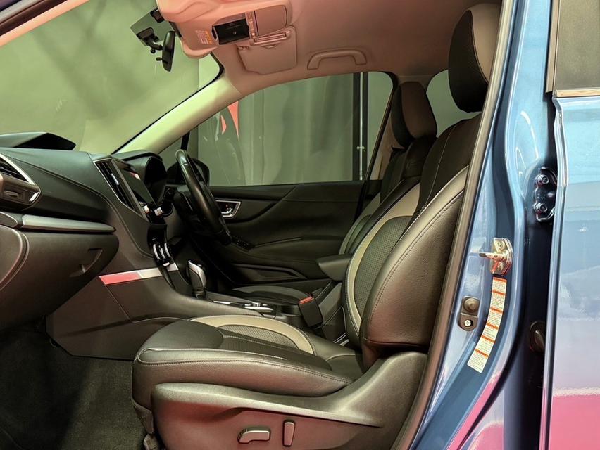 2022 SUBARU FORESTER 2.0ip รถมือเดียวออกป้ายแดง วิ่งน้อย เข้าศูนย์ทุกระยะ ไม่มีอุบัติเหตุครับ 13