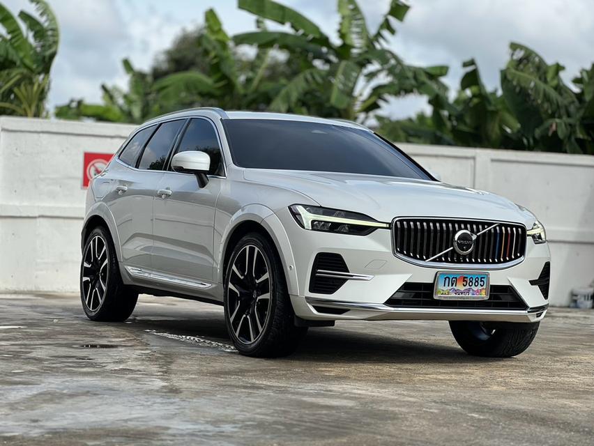 VOLVO XC60, 2.0 RECHARGE T8 R-DESIGN AWD ปี 2021 โฉม ปี14-ปัจจุบัน สีขาว