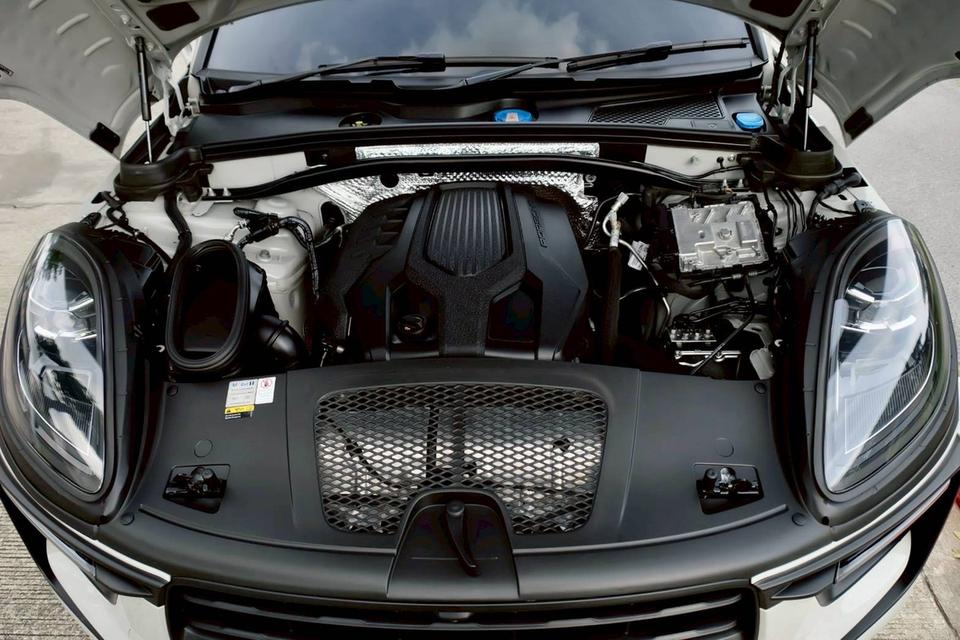 รหัสรถ PR3003 Porsche Macan 2.0 Turbo Facelift ปี 2024 7