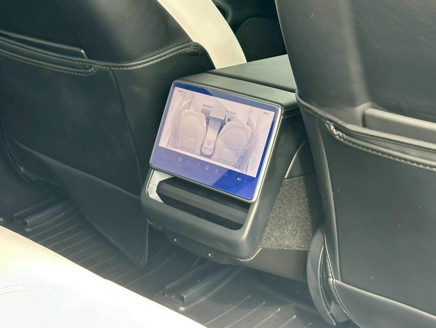 Tesla Model 3 Highland Long Range 2024 14