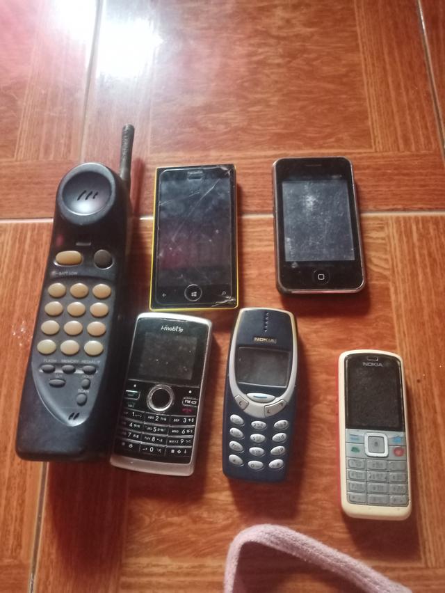 โทรศัพท์มือถือเก่าไปสะสม