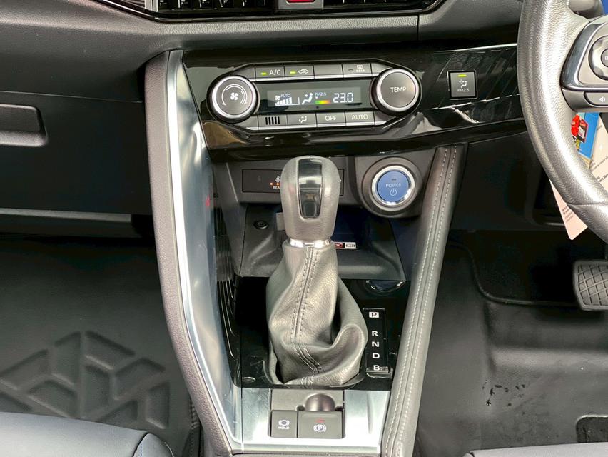 TOYOTA YARIS CROSS 1.5 HEV PREMIUM LUXURY ปี 2023 13
