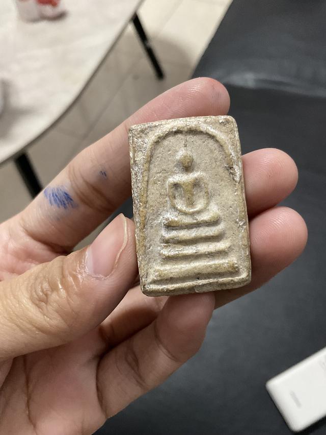 สมเด็จตะกุต9ดอก