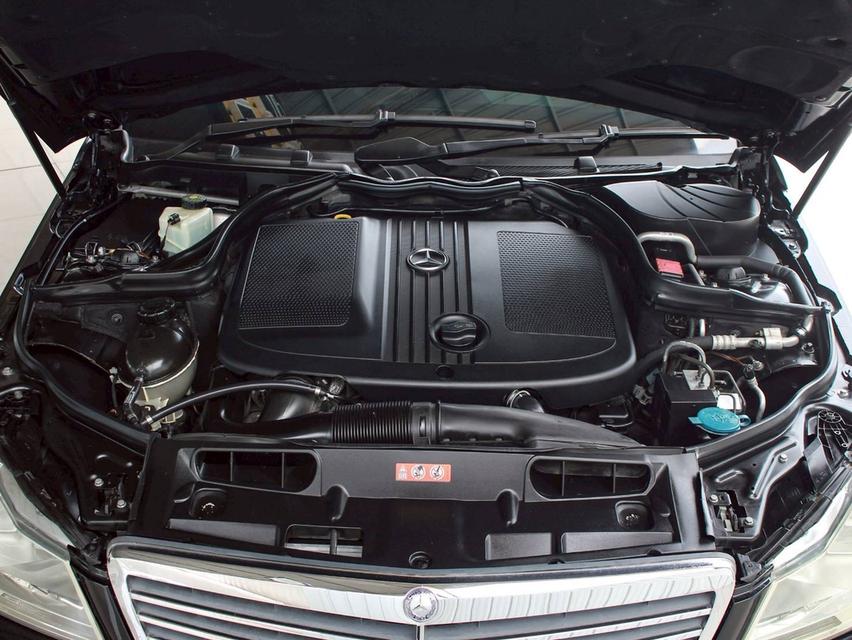 Mercedes-Benz C220 CDI Elegance 10