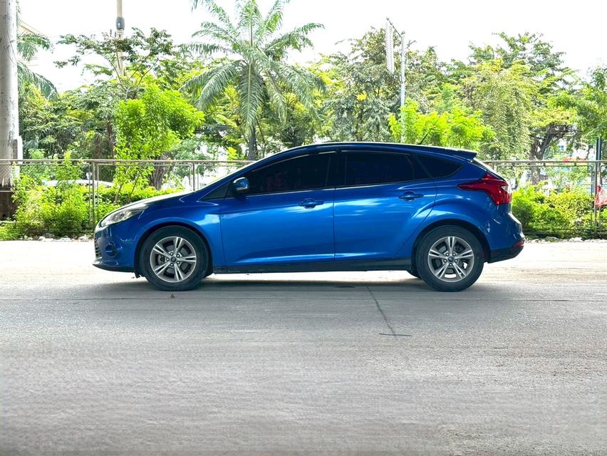 ขายรถ Ford Focus 1.6 Hatchback ปี 2013 สีน้ำเงิน เกียร์ออโต้ 7