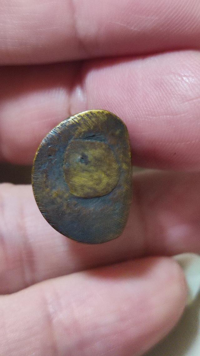 พระเครื่องเนื้อเก่า พระบ้าน 2