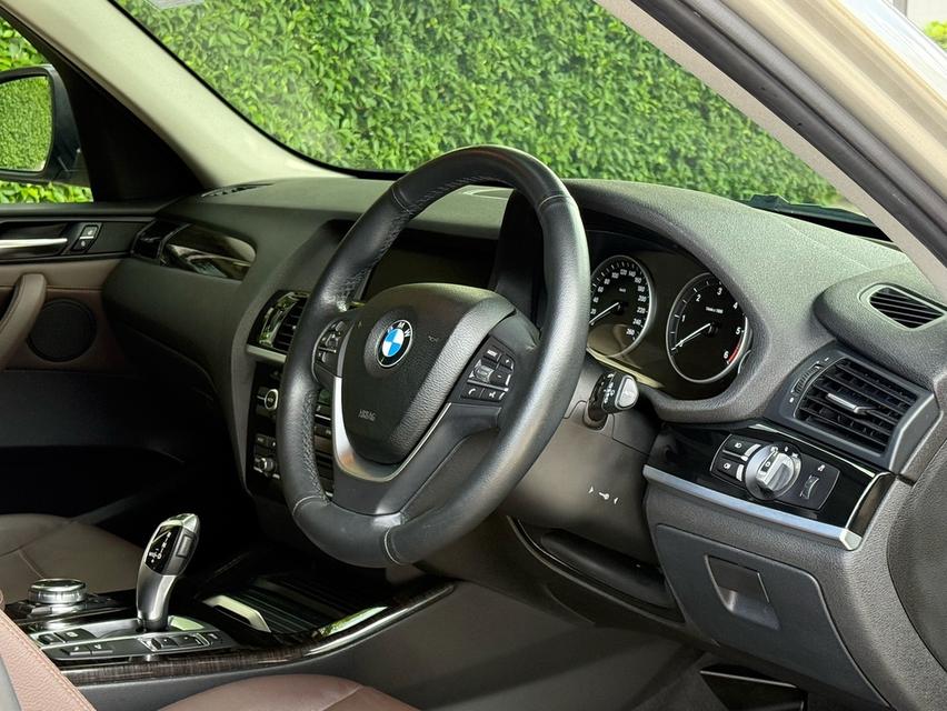 2016 BMW X3 LCI รถมือเดียวออกป้ายแดง รถวิ่งน้อย เข้าศูนย์ทุกระยะ ไม่เคยมีอุบัติเหตุครับ 10