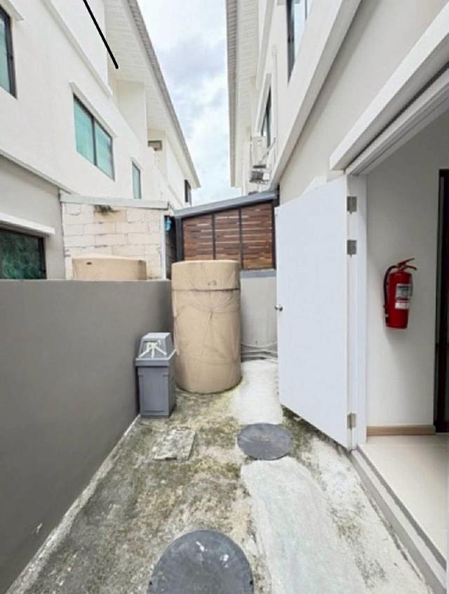 ทาวน์โฮม อาคารพาณิชย์ 4