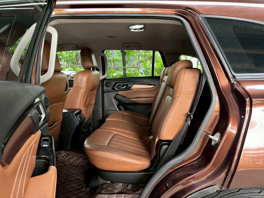 Isuzu MU-X 3.0 Ultimate 2WD Year 2022 11