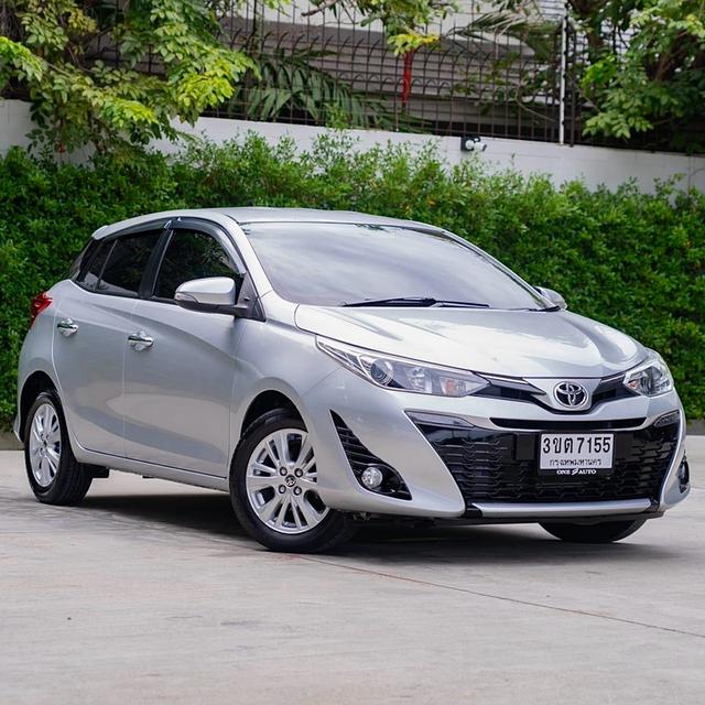 TOYOTA YARIS 1.2 G AT 2017อีโค่คาร์ 5 ประตู ตัวท็อป G ประหยัด 20+ กม/ลิตร