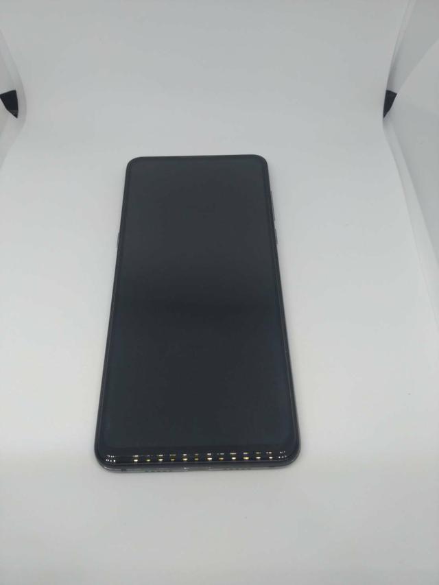Xiaomi Mi MiX 3 สีดำ 6/128 GB สภาพ 75% พร้อมกล่อง 3