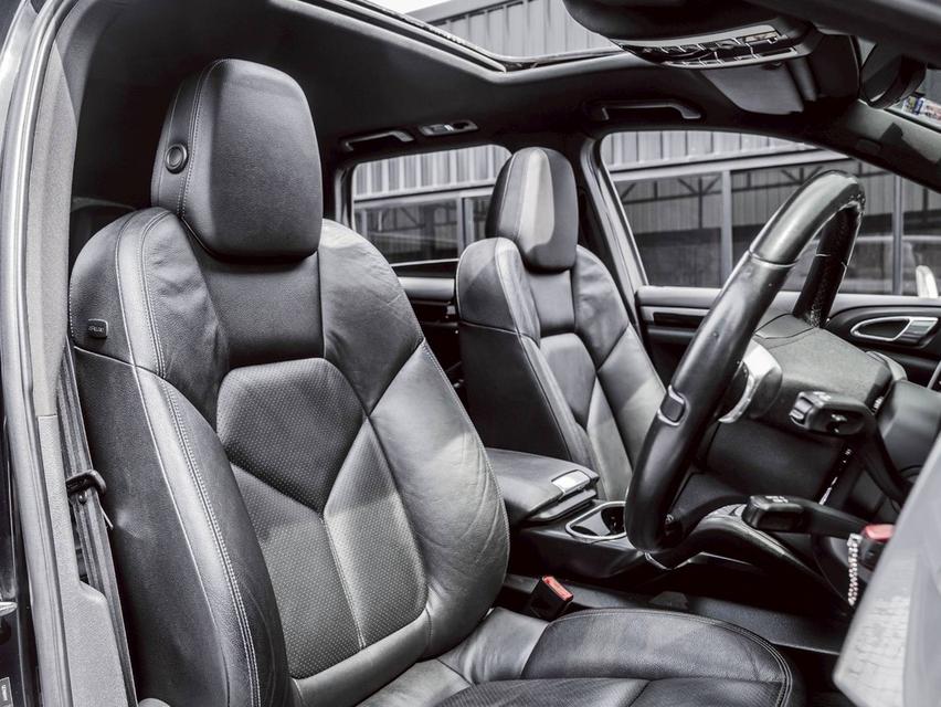 รหัสรถ 67GG5891 Porsche Cayenne Diesel ปี 2011แต่งโฉมปี 2024 8