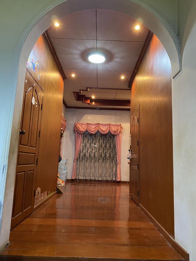 บ้านเดี่ยวพร้อมที่ดิน 3