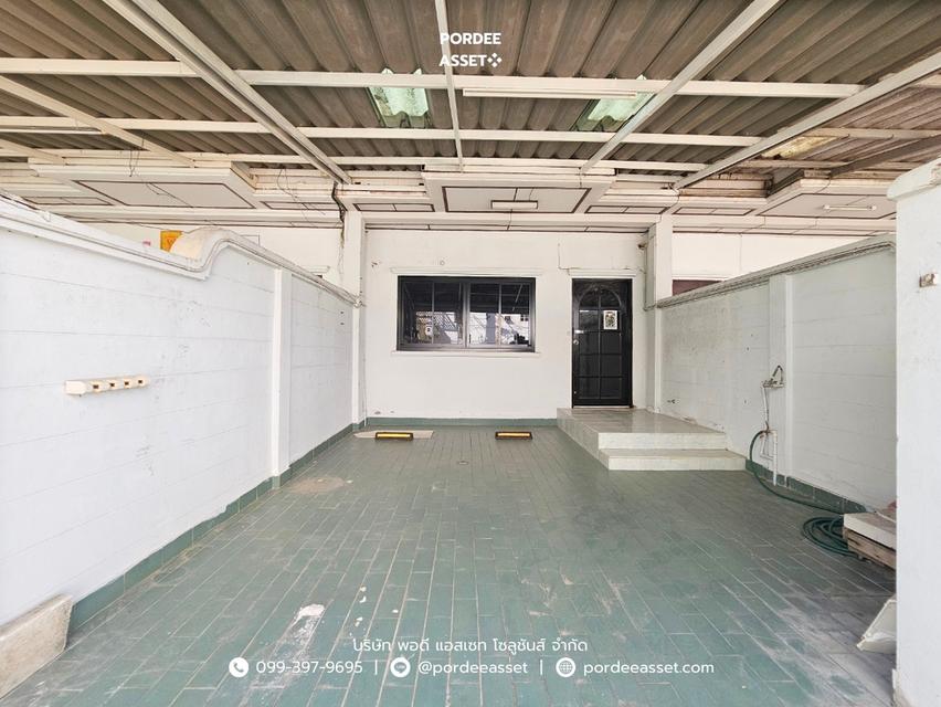 ขาย!! ทาวน์เฮ้าส์ 3 ชั้น ซื่อตรงการ์เด้น ถนนรัตนาธิเบศร์ ไทรม้า เมืองนนทบุรี (ขนาด 19 ตร.ว.) ติดถนนใหญ่และรถไฟฟ้า ทำเลดีๆแบบนี้ หาไม่ได้อีกแล้ว 2