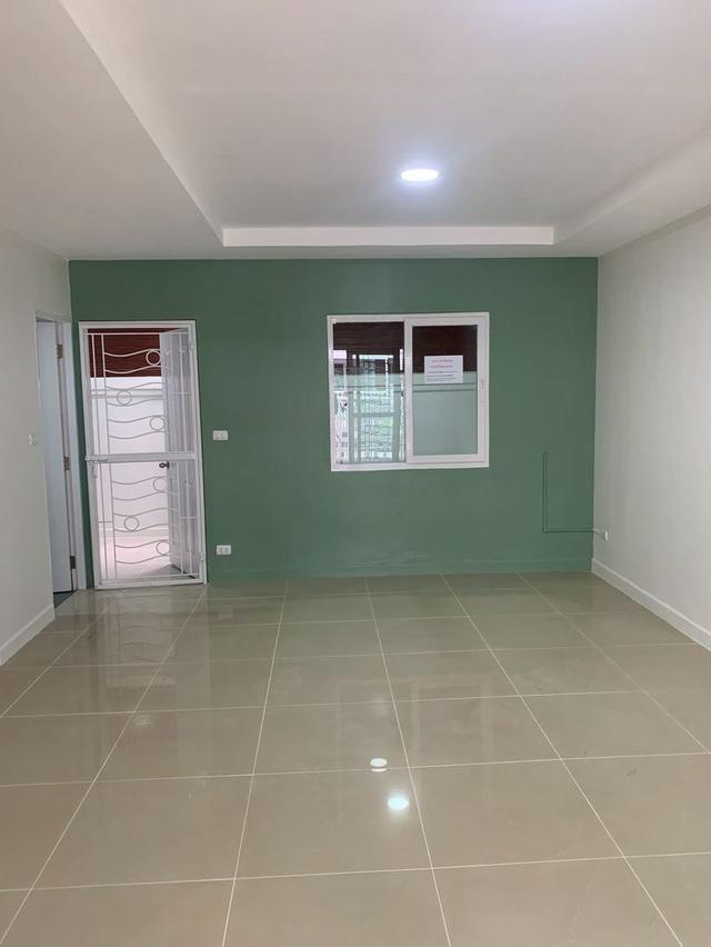 🏡 ขายทาวน์เฮาส์ 2 ชั้น รีโนเวทใหม่ พร้อมเข้าอยู่ | หมู่บ้านเดอะคอนเน็ค วงแหวนรามอินทรา (ซ.กาญจนาภิเษก 5/7) 6