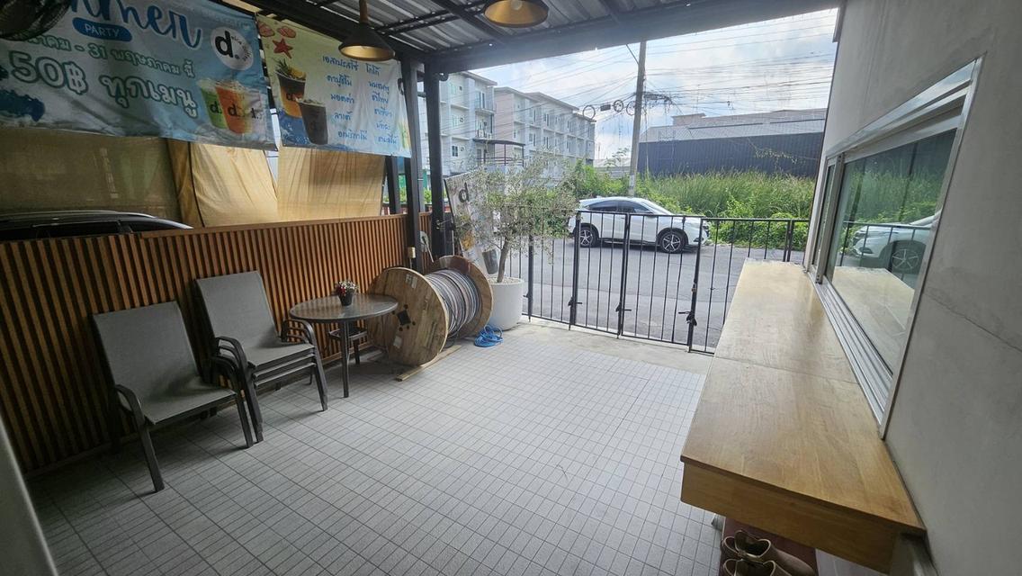 ขายทาวน์โฮม3ชั้น ออฟฟิศ รีโนเวทพร้อมเข้าอยู่ ทำเลธุรกิจ 3