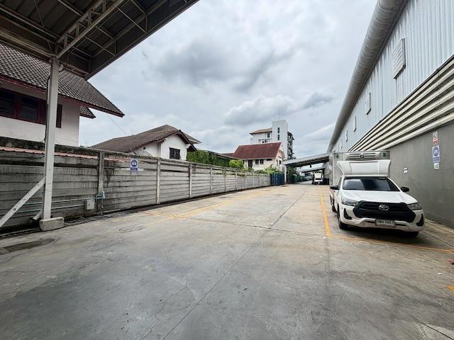 ให้เช่าโกดังคลังสินค้า 1200 ตร.ม. ย่านประชาชื่น บางซื่อ ใจกลางเมือง ใกล้ทางด่วนพิเศษศรีรัช 1