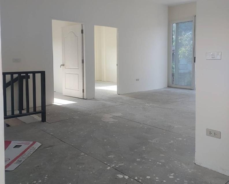 ให้เช่าบ้านเดี่ยว / โฮมออฟฟิศ 2 ชั้น / Renovate ใหม่ / กำลังจะเสร็จ / ทำเลซอย ปรีดีพนมยงค์ 26 เขตวัฒนา ใกล้เอ็มควอเทียร์ 2