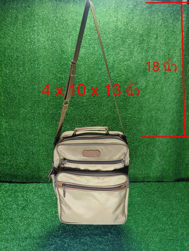 Chesterfield Crossbody bag