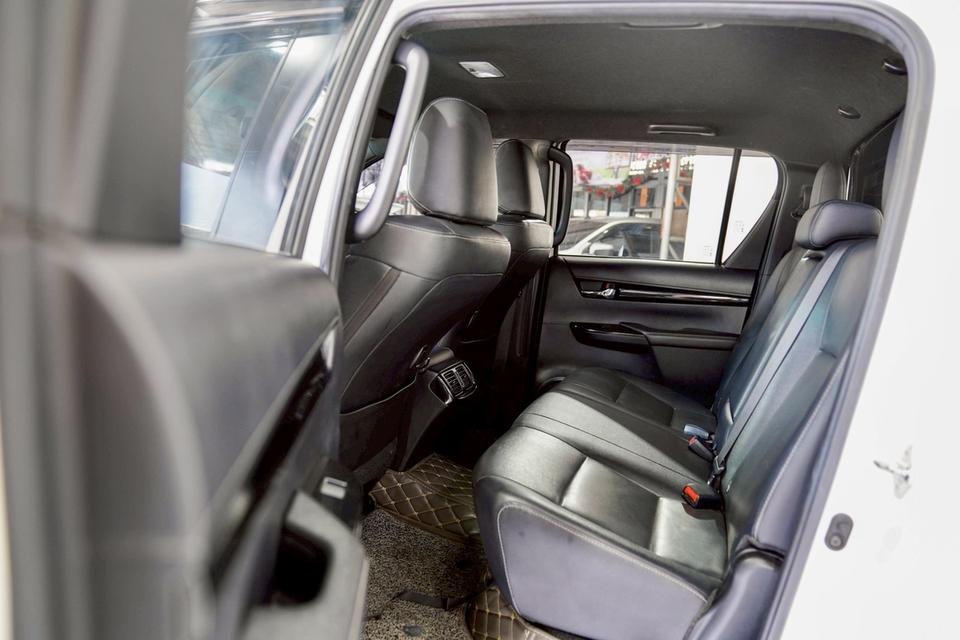 TOYOTA HILUX REVO Double Cab 2.4 ROCCO 2WD AT ปี 2020 สีขาว รูปที่ 8