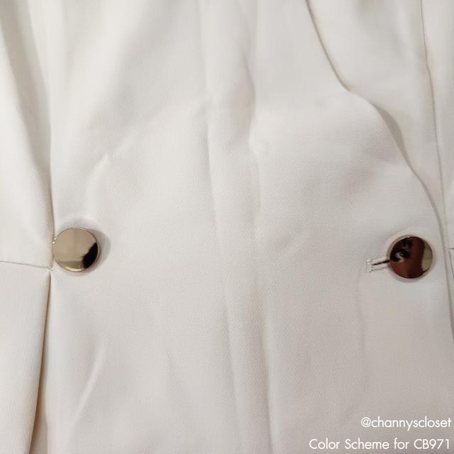 USED Pomelo - Cream Button Wrapover Mini Dress | เดรสสั้นสีครีม สีขาว เดรสป้ายหน้า แขนกุด สีพื้น สายฝอ แท้ มือสอง 6