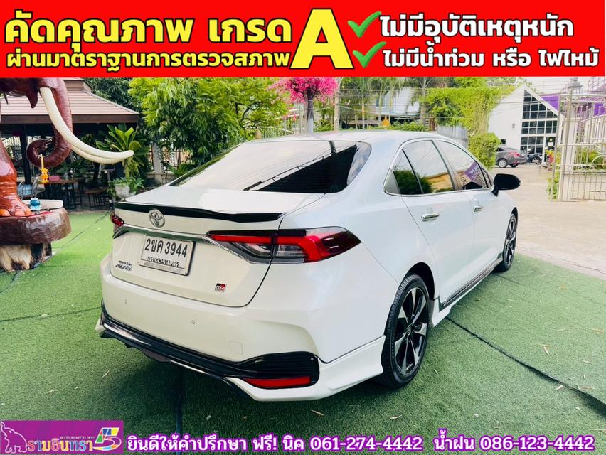 TOYOTA  ALTIS 1.8 GR SPORT ปี 2021 15