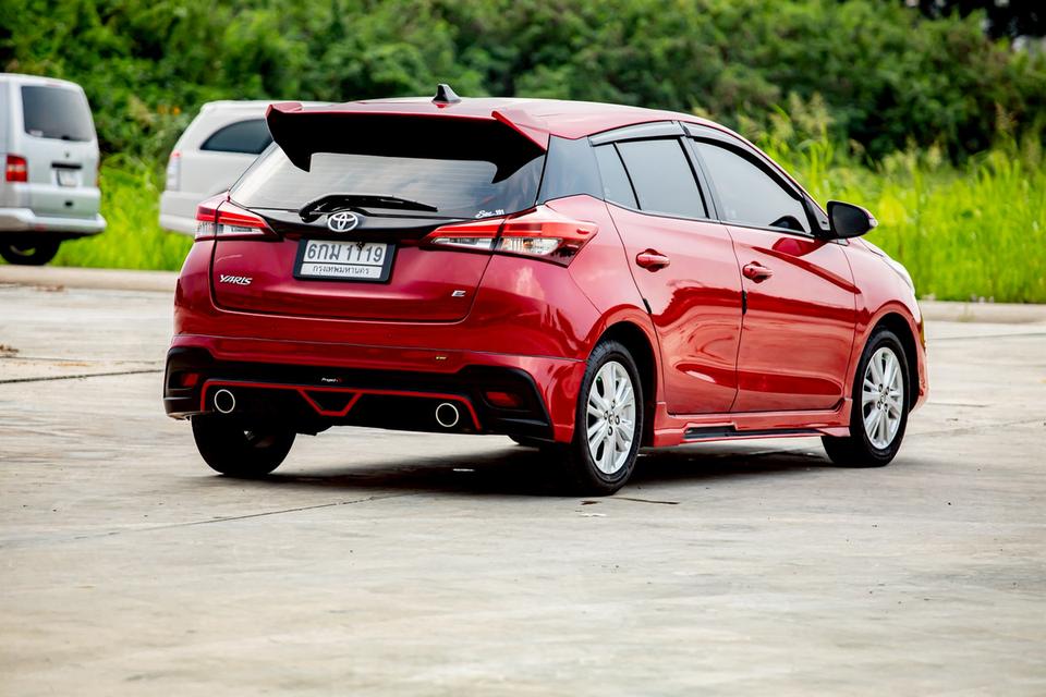 Toyota Yaris 1.2 Entry ปี 2018 สีแดง มือเดียวป้ายแดง  6