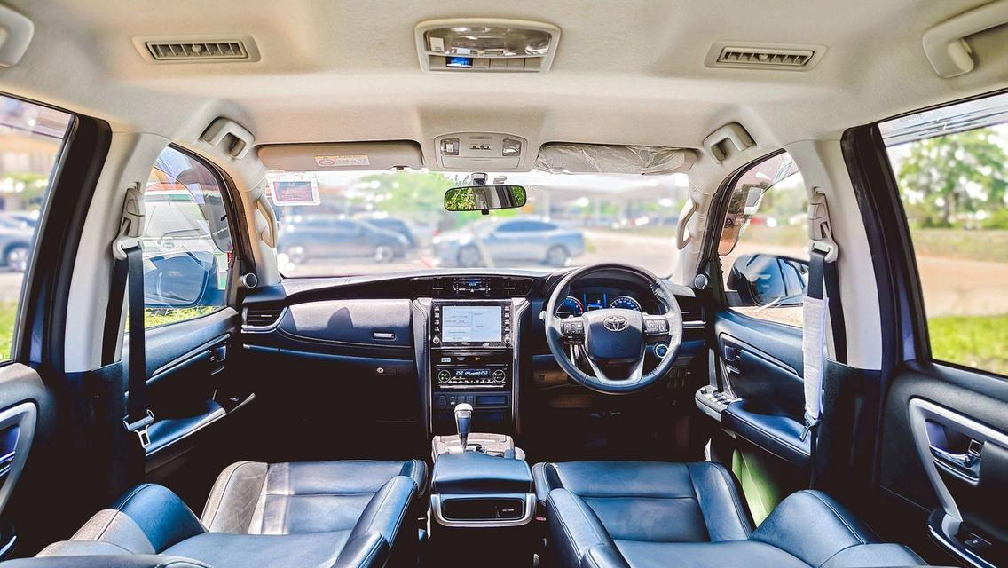 Toyota Fortuner 2.4Leader ปี23 รูปที่ 11