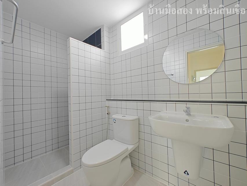 หมู่บ้านเดอะคัลเลอร์ คลอง4 11