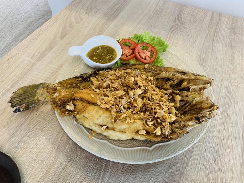 MeKhun Cafe and Bistro (มีคุณ คาเฟ่ แอนด์ บิสโทร) ร้านอาหาร คาเฟ่ เสื้อผ้ามือสอง และของตกแต่งบ้าน ราชบุรี 18