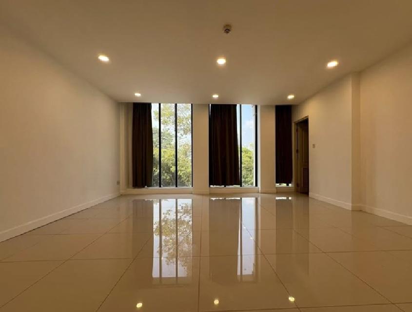 ให้เช่าอาคาร / อาคารสำนักงาน 3 ชั้น พร้อมโกดัง / ทำเล อุดมสุข บางนา / ใกล้ BTS อุดมสุข / พื้นที่ใช้สอยรวม 351 ตารางเมตร 10