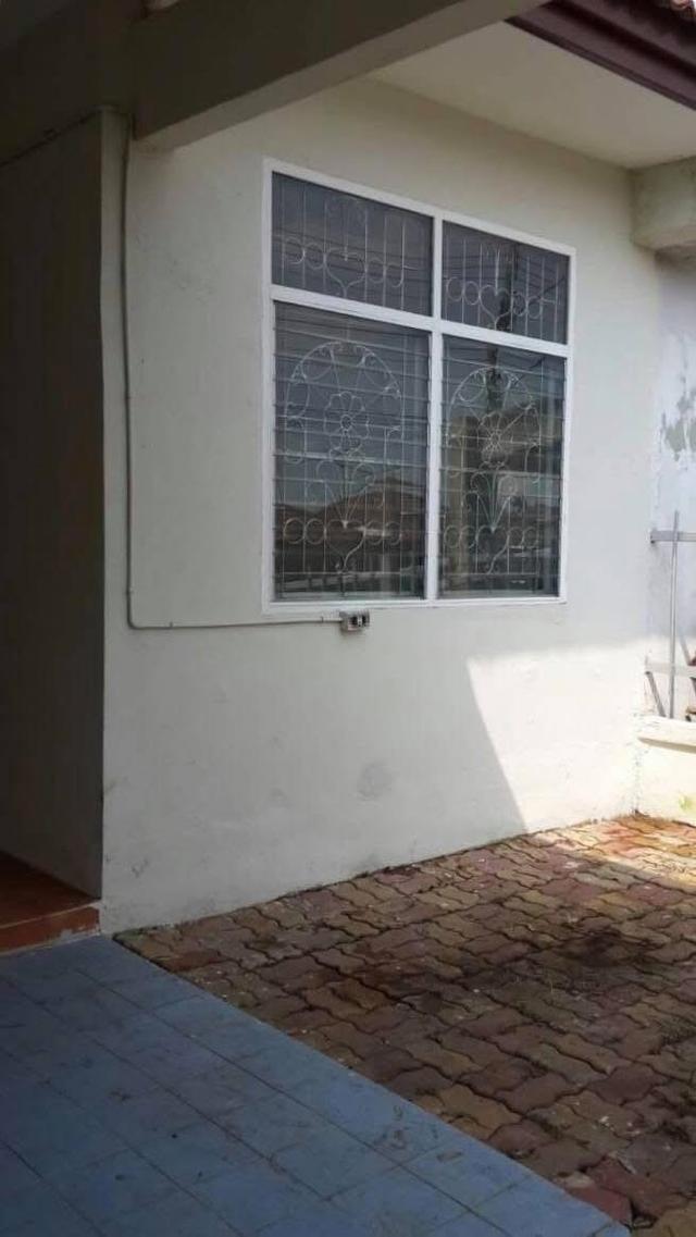 ขายทาวน์เฮ้าส์ หมู่บ้านพฤกษา 2 2 ห้องนอน 1 ห้องน้ำ บ้านสภาพดี พร้อมเข้าอยู่ ทำเลดีมากใกล้ตลาดใกล้โรงเรียน เดินทางสะดวก เข้า-ออกง่าย ราคาเพียง 750,000 4