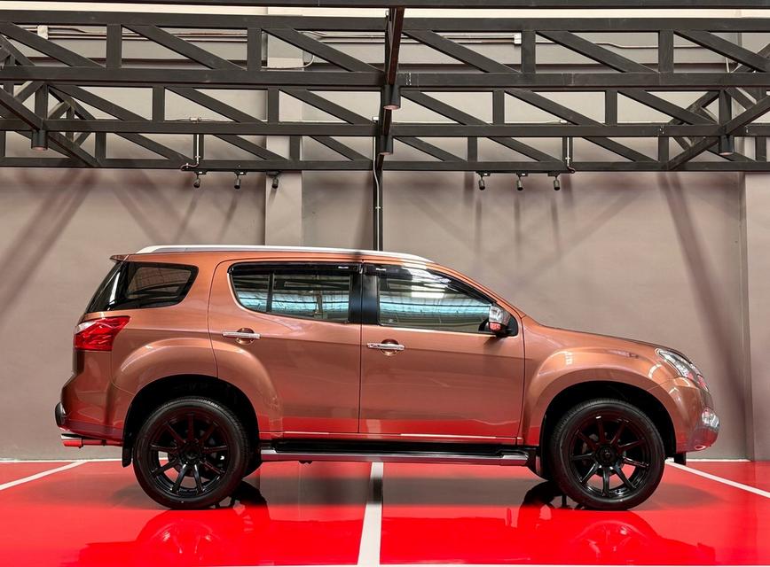 2015 ISUZU MUX 3.0 4WD รถสภาพสมบูรณ์ พร้อมใช้งาน วิ่งน้อยเพียง 14X,XXX กม ประวัติศูนย์ครบ รถไม่เคยมีอุบัติเหตุครับ