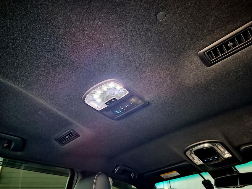 รถยนต์มือสองพร้อมใช้งาน 11