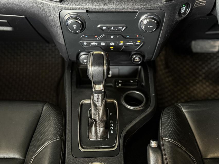 FORD EVEREST 2.0 TURBO TITANIUM PLUS  8