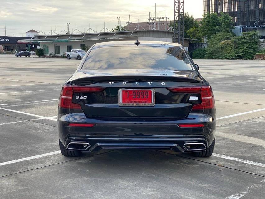 Volvo S60 T8 R-Design AWD 2021 รถใหม่มาก สภาพป้ายแดง คุ้มมากๆ 6